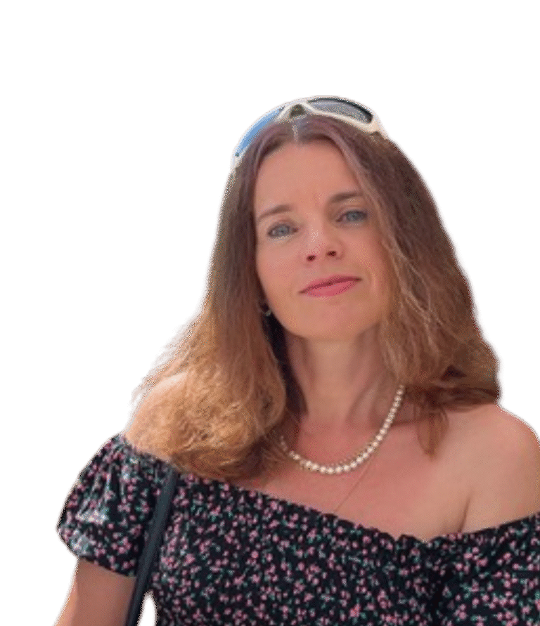 Олена - Викладачка англійської мови